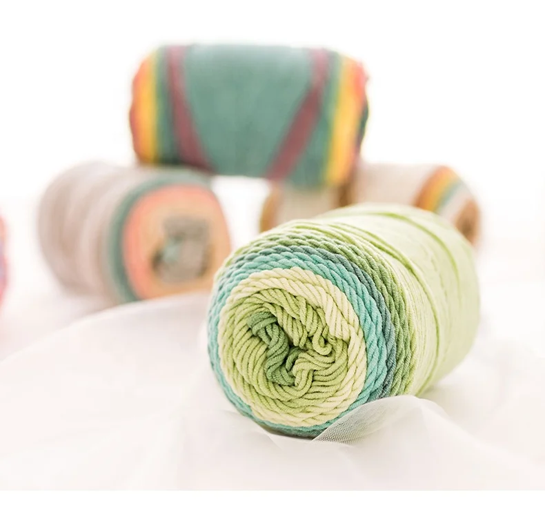 Hot sale rainbow 45% cotton and 55% acrylic blended Multicolor crochet cake yarn ball