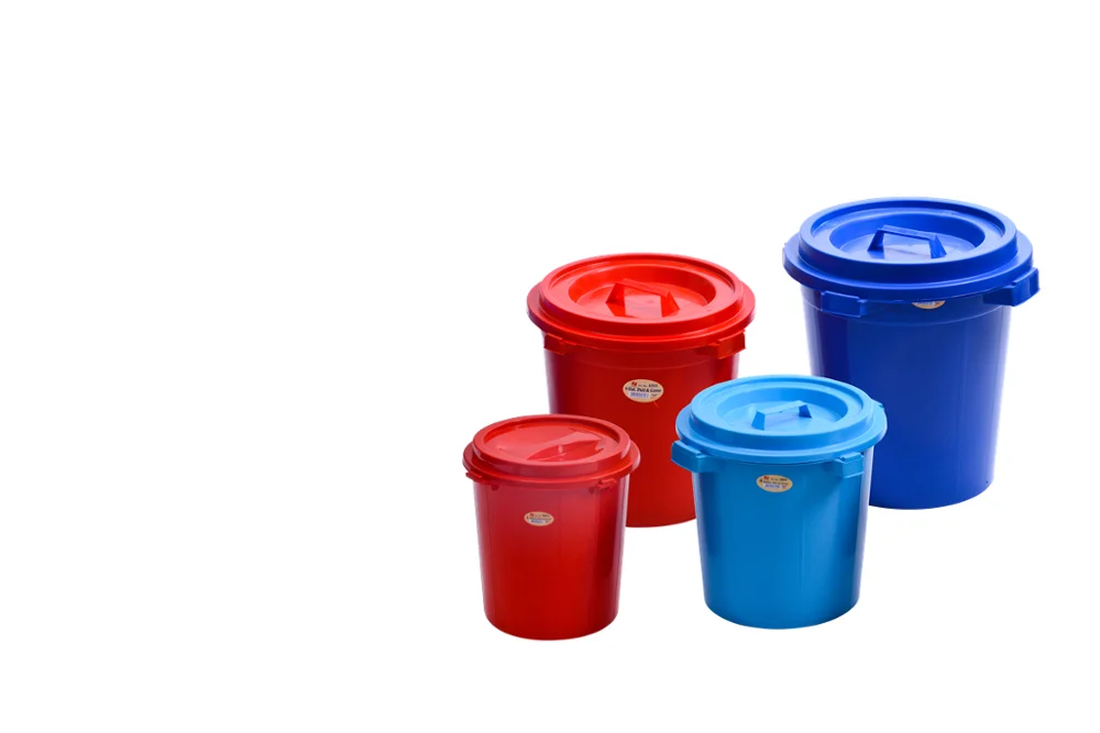 Guaranteed Malaysia Supplier Pail Bucket Barrel Greater Thickness 6 Gallon Plastic Pail Bucket with Cover Red Classic Design