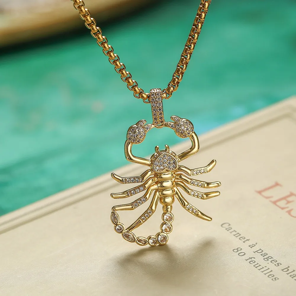 Hip hop necklace with zirconia dinosaur scorpion geometric pendant
