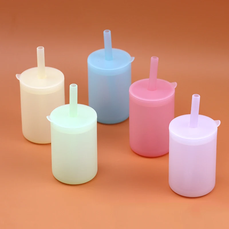 bpa free leak proof weaning nice Transparent liquid silicone baby training cups for toddlers