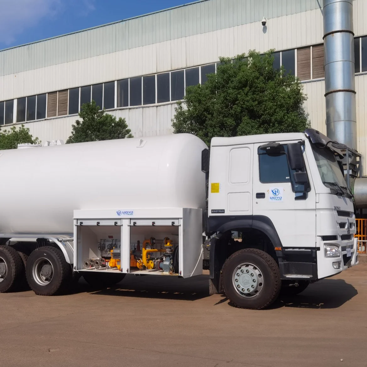23m3 Howo bobtail liquefied petroleum gas tanker good price  LPG bobtail tanker truck