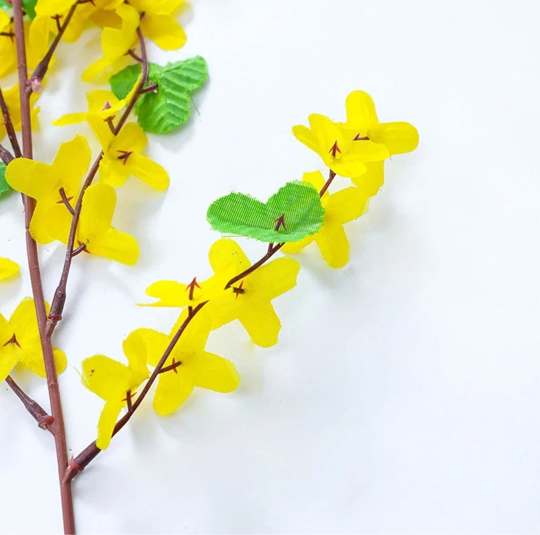 Artificial Single Winter Jasmine Decorative Flowers Flowers Full Shape Realistic, Suitable for Home &office& Garden Decoration.