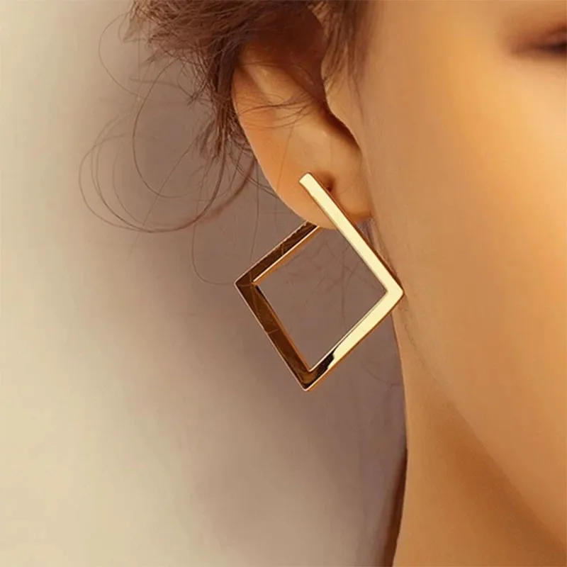 2021 Retro Minimalist Simple Big Square Hoop Irregular Geometric Stud New Exaggerated Cold Wind Fashion Earrings for Women