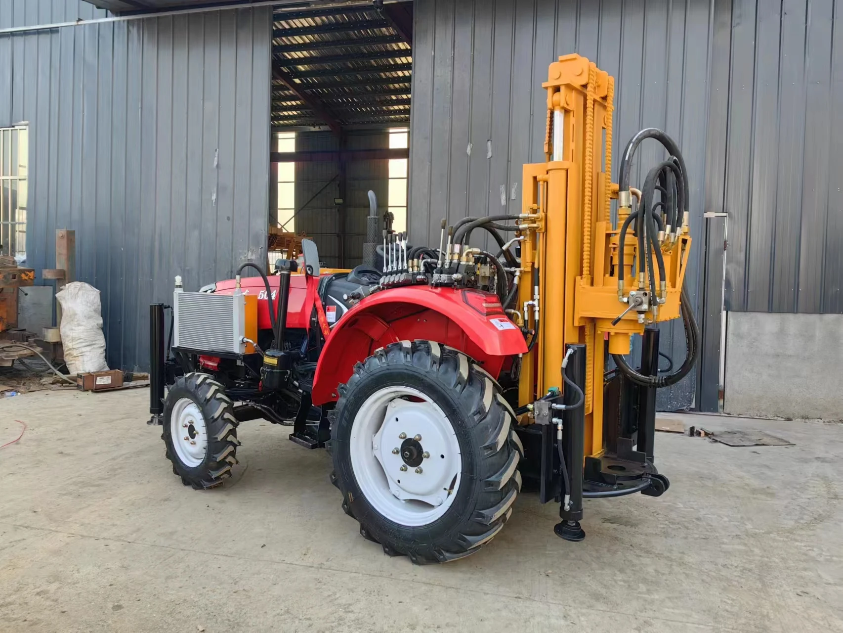 High quality tractor water and gas dual purpose hydraulic drilling rig 220 meters China dealer