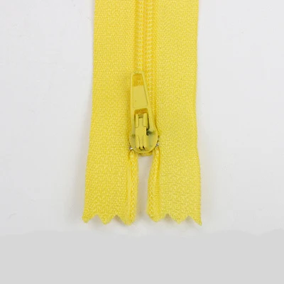 Stock 3# Self-Locking Nylon Zipper 20Cm Closed End Zipper Color Custom Suit Pants Garment Zipper
