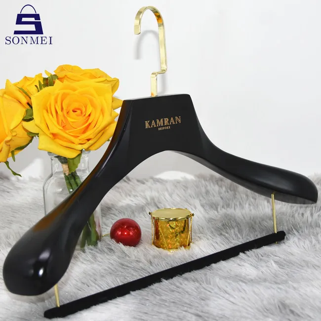 wooden suit hangers 3.jpg