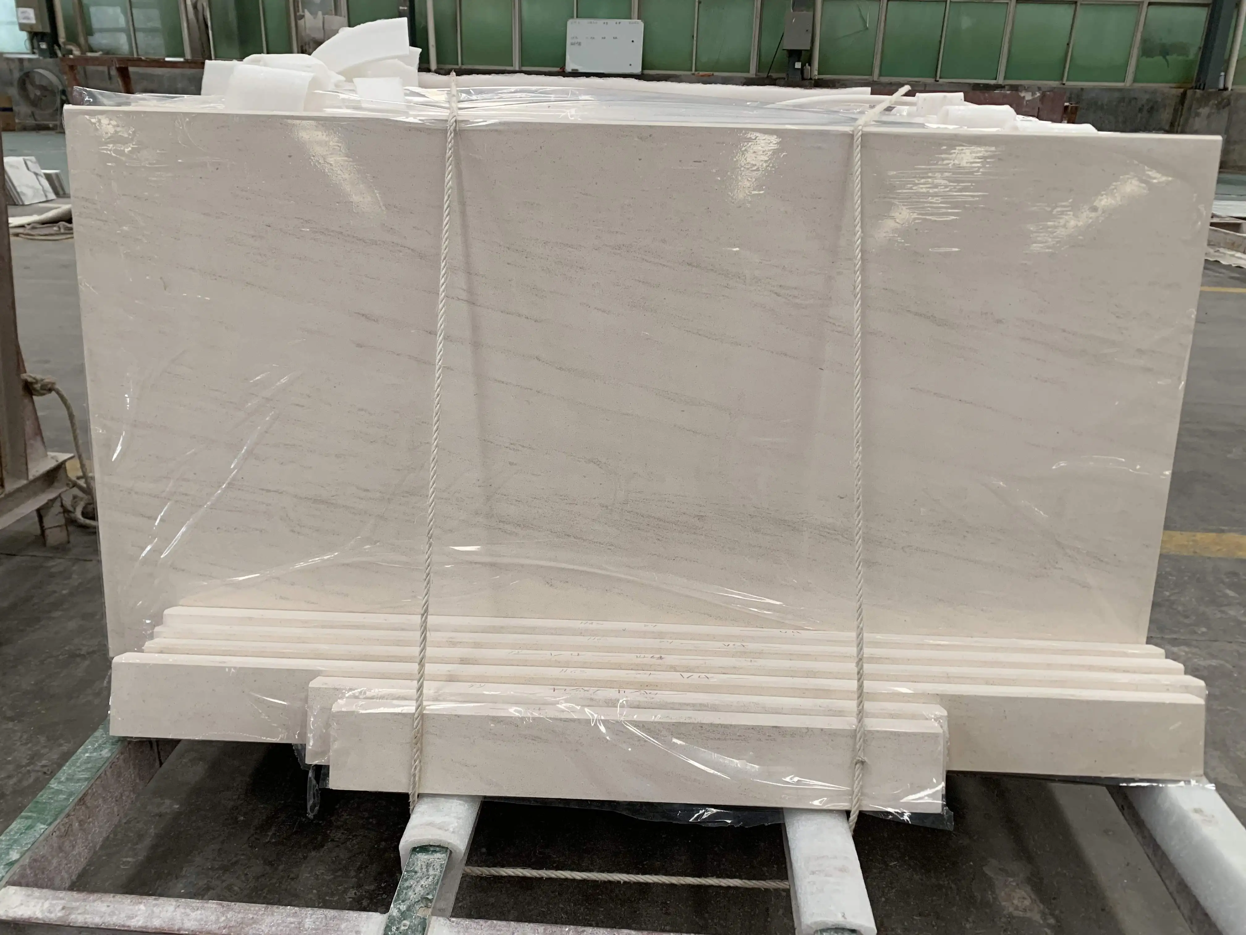 Moca White Polished Limestone Building Stone Honed Flagstone White Limestone Stone for Garden Sale Price