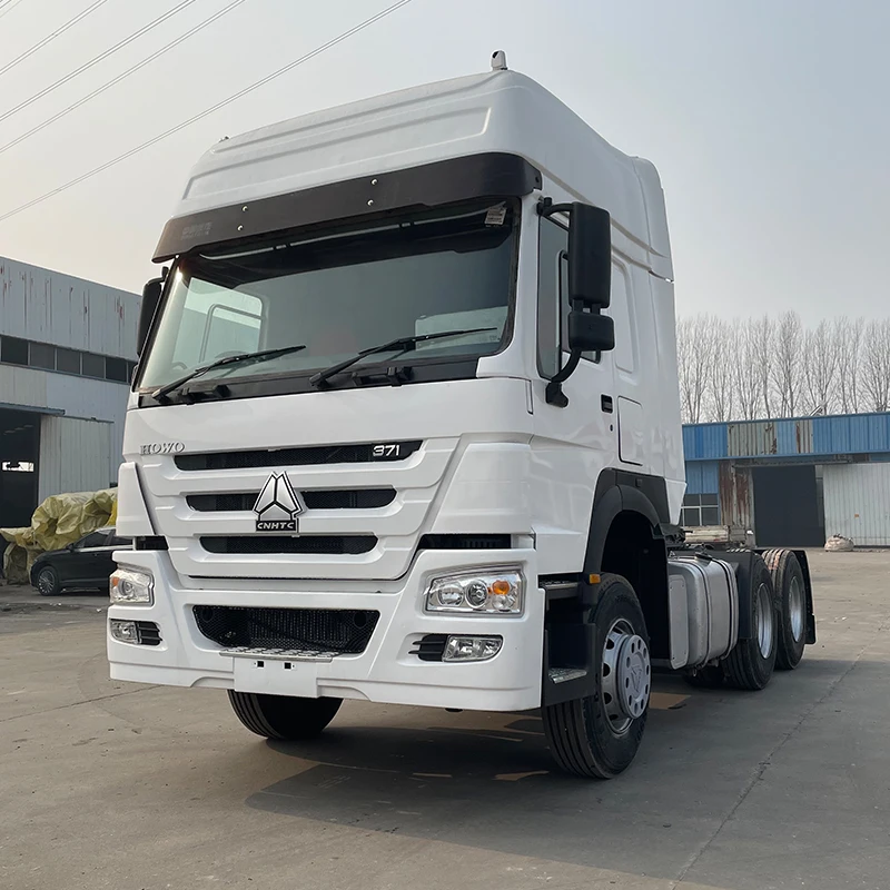 Hot howo trucks model sinotruck howo7 6x4 truck head 50 tons tractor truck