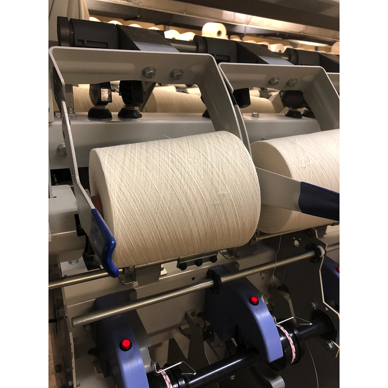 Absorbent towel white high grade cotton thread cone in bulk on sale