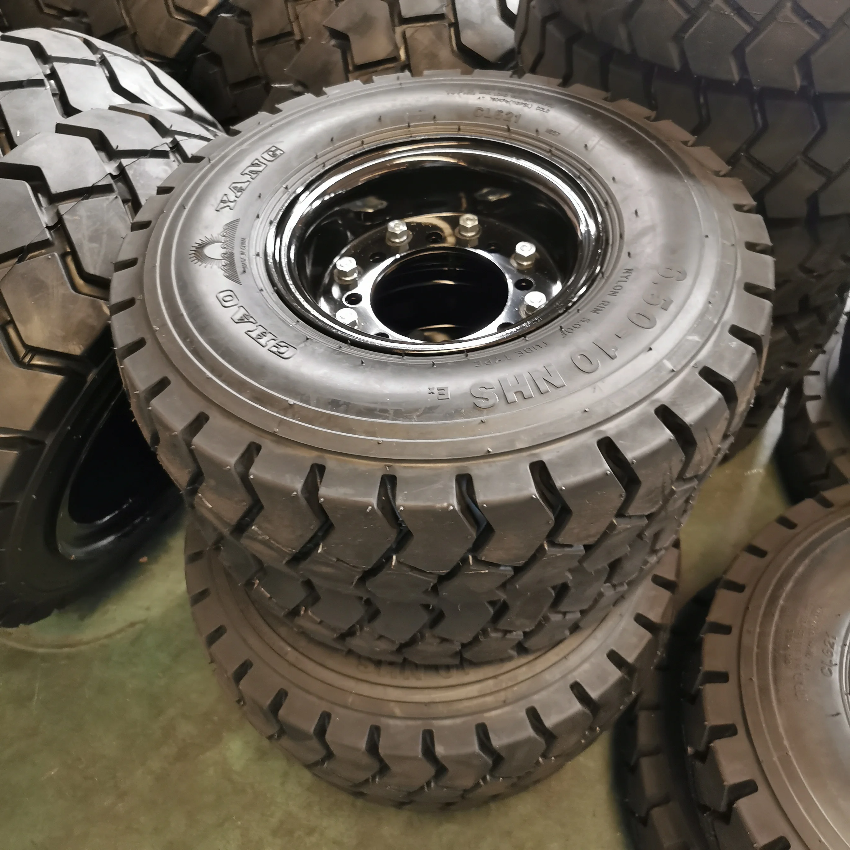 China cheap price forklift truck four wheels seated electric forklift 1.2 ton 1.5 ton 2 ton 3 ton AC motor solid tires