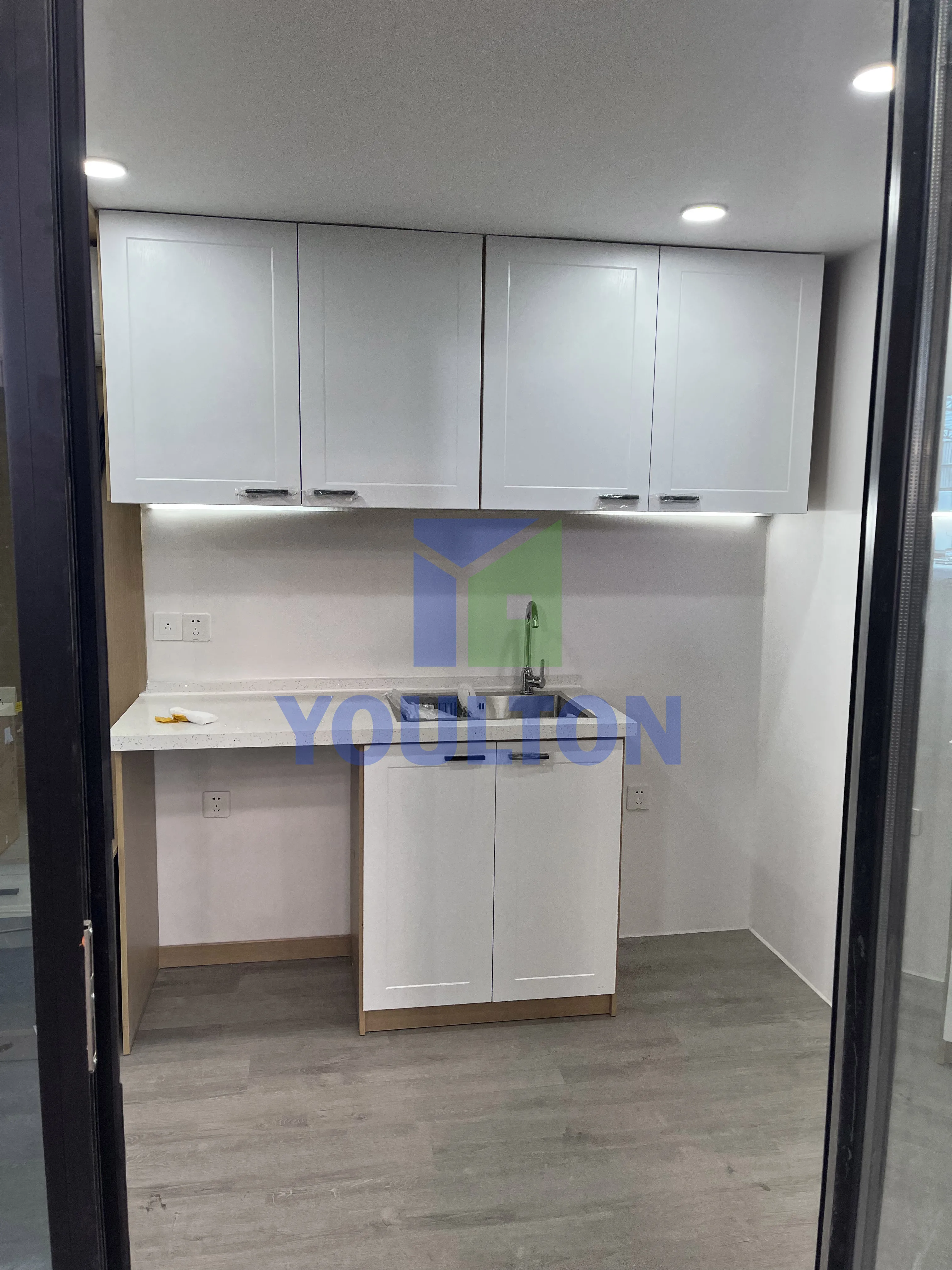 Small Mobile Cabin House