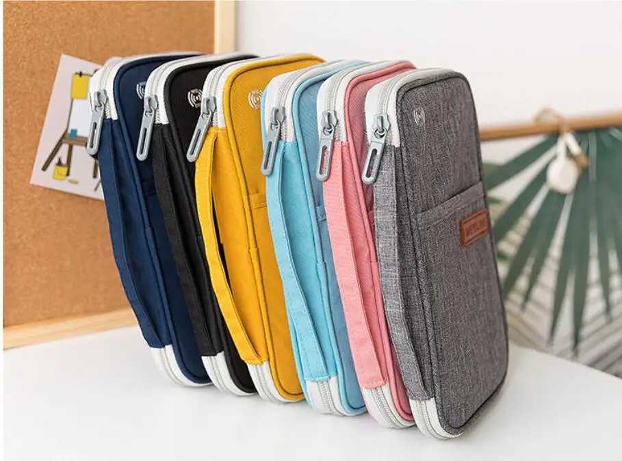 New Trading Card Men Display Land yard Kids Family Wallet Baby Leather Cover Case Bling Holders Wholesale Travel Passport Holder