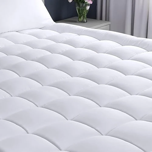 Queen Size Bamboo Waterproof Mattress Protector Quilted 16-Inch Deep Pocket Bedding Fluffy Pillow Hotel Fitted Pillow Mattress