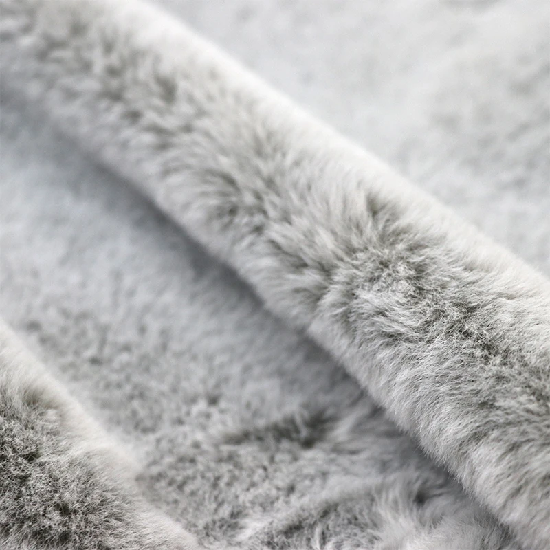 2426 Wholesale US 430gsm Polyester Fluffy Plush Velvet Pongee Fake Imitation Faux Rabbit Artificial Fur Fabrics for Bean Bag