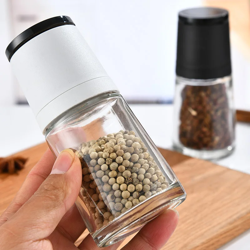 Refillable 140ml Salt and Pepper Spice Glass Bottle Grinder Manual Glass Grinder Bottle With  Black and White Lids