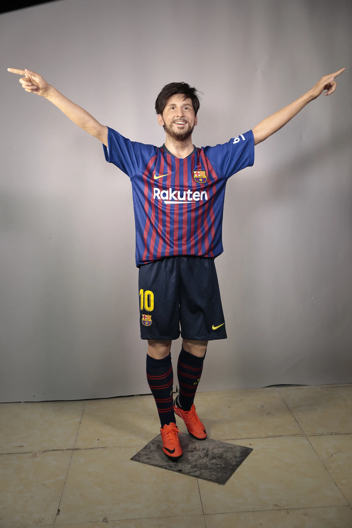 Customized Wholesale Football Superstar Life Size Wax Figure For Sale