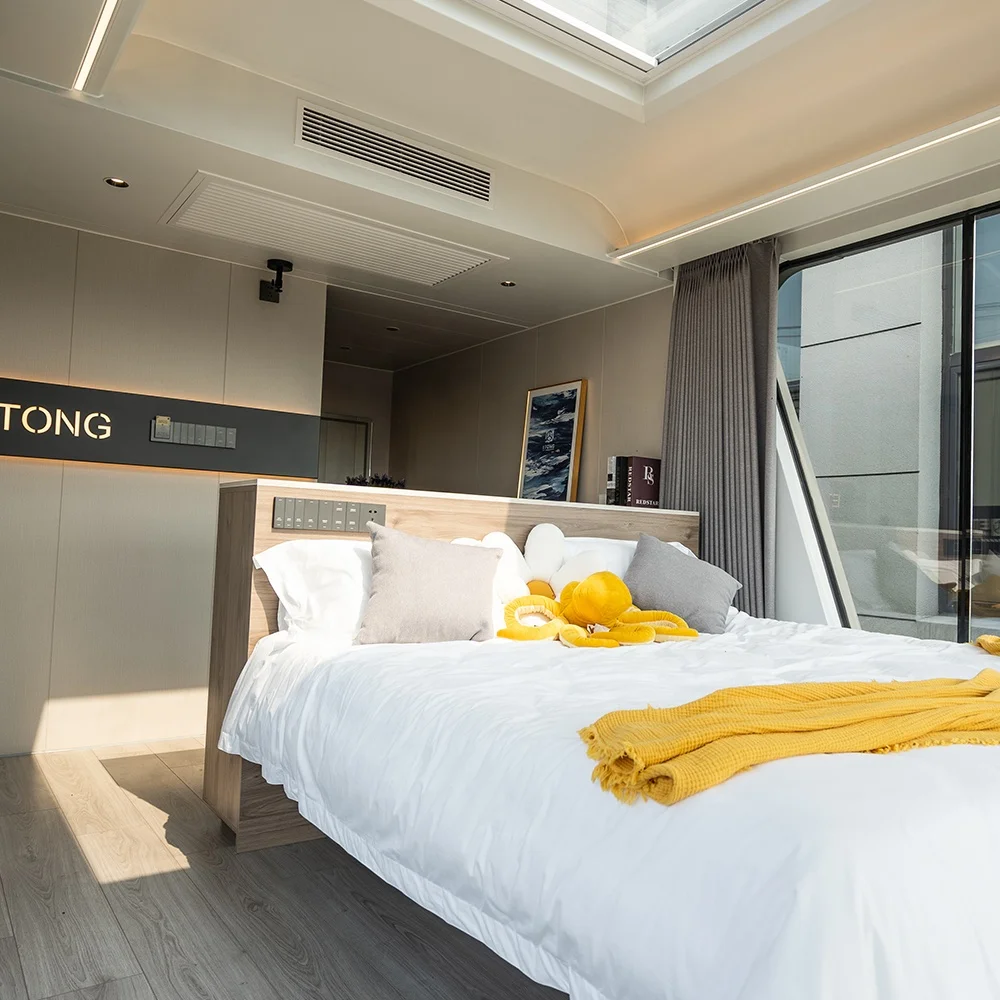 2024 prefab container houses prefabricated capsule bed sleeping pods homes 2 bedroom modern with bathroom