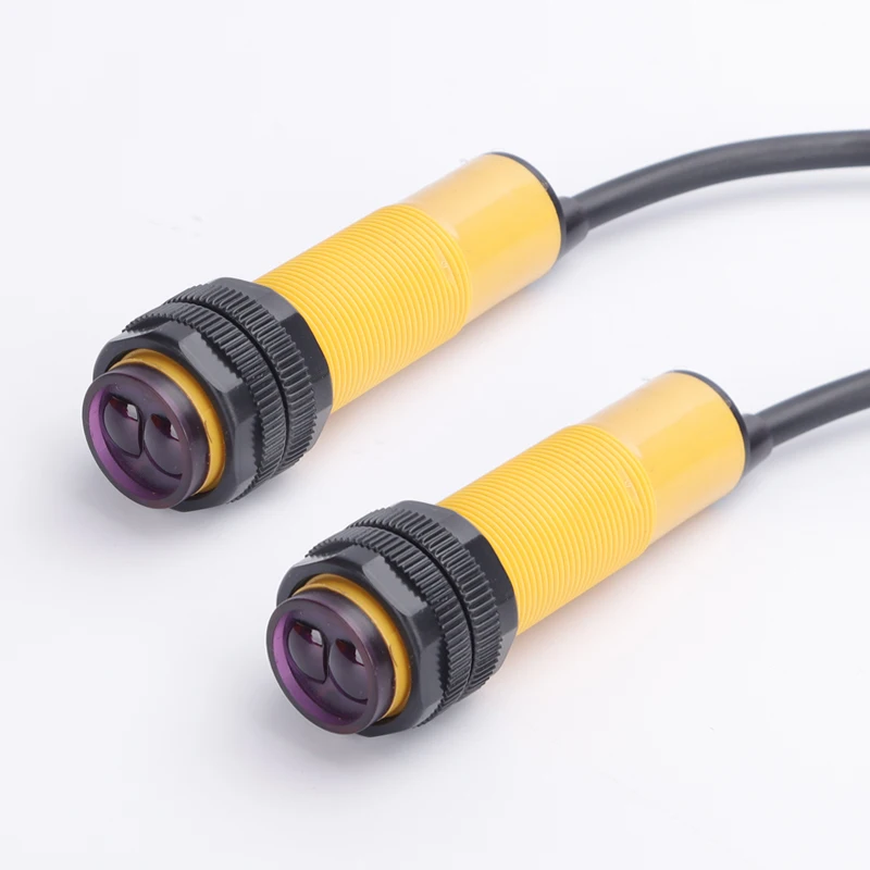 E3F-DS30C4 The output form is normally open + normally closed all-new photoelectric switch