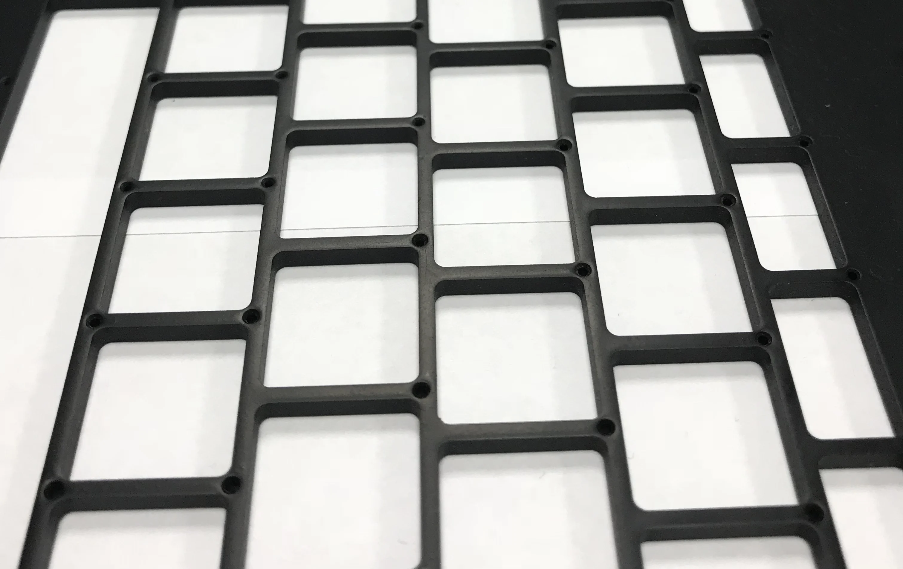 OEM высокоточный механический изготовленный на заказ CNC фрезерный токарный станок алюминиевый/Пластиковый корпус для клавиатуры