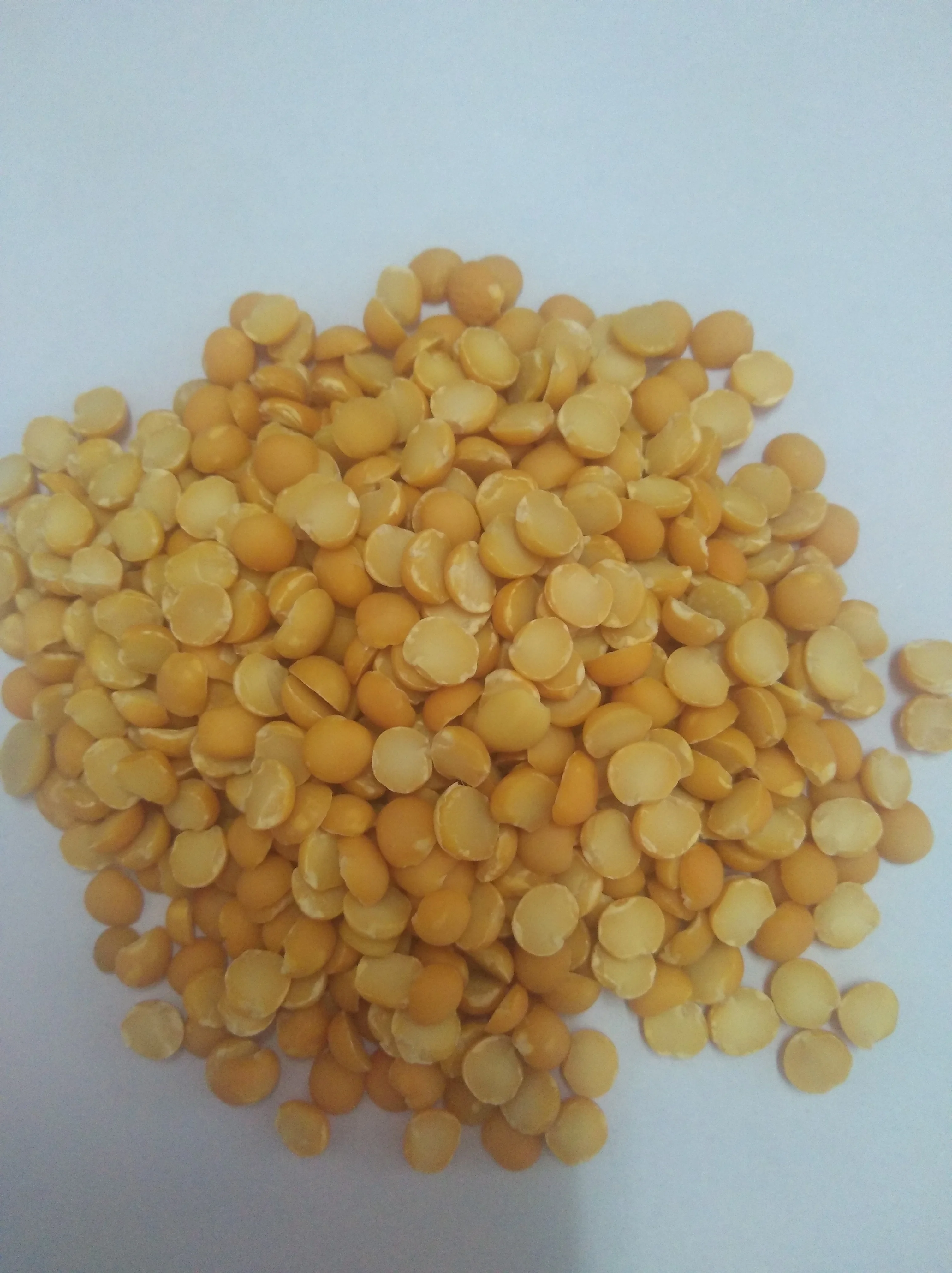 Распродажа, машина для пилинга и разделения желтого гороха, 500 кг/ч, коэффициент пилинга 99%, коэффициент разбивания 1% ниже, если необработанный горох, коэффициент сортировки мелкой шелухи