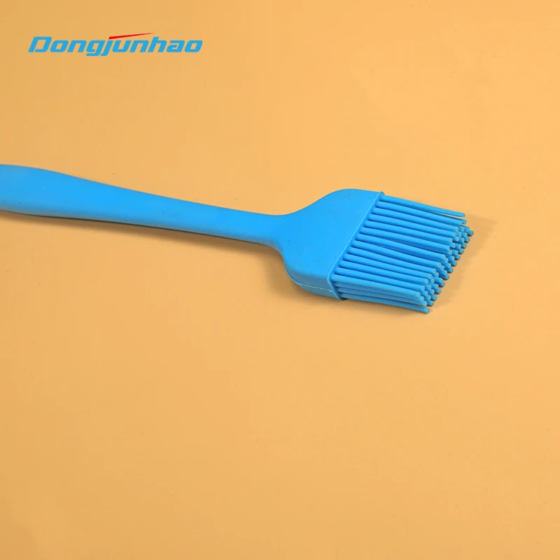 Heat resistant kitchen utensils oil brushes silicone basting brush for grilling