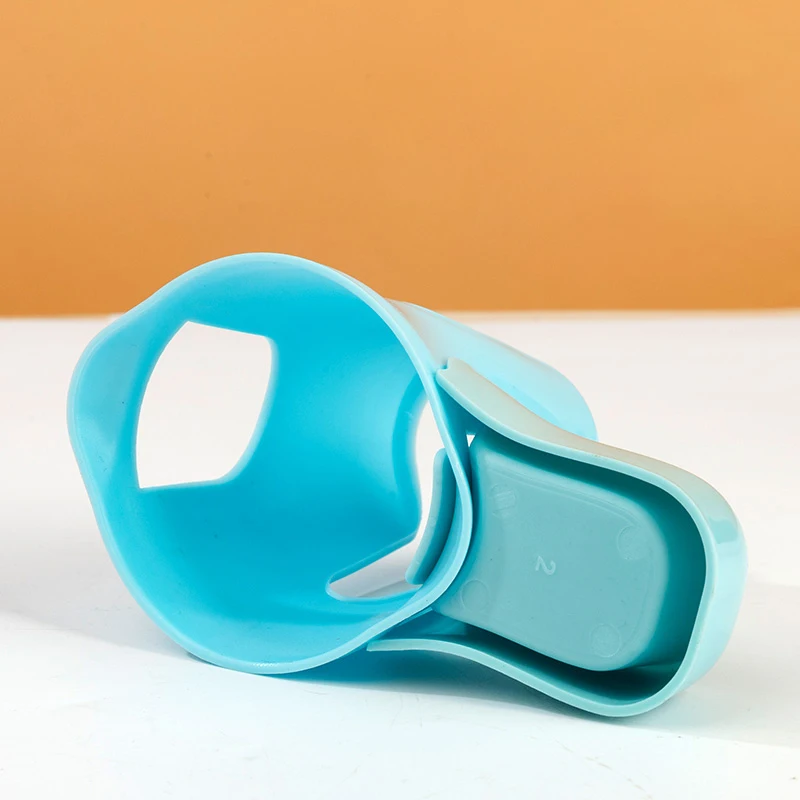 China Manufacturer Directly Supply Low Price Hamster Drinking Bottle Stand Feeder