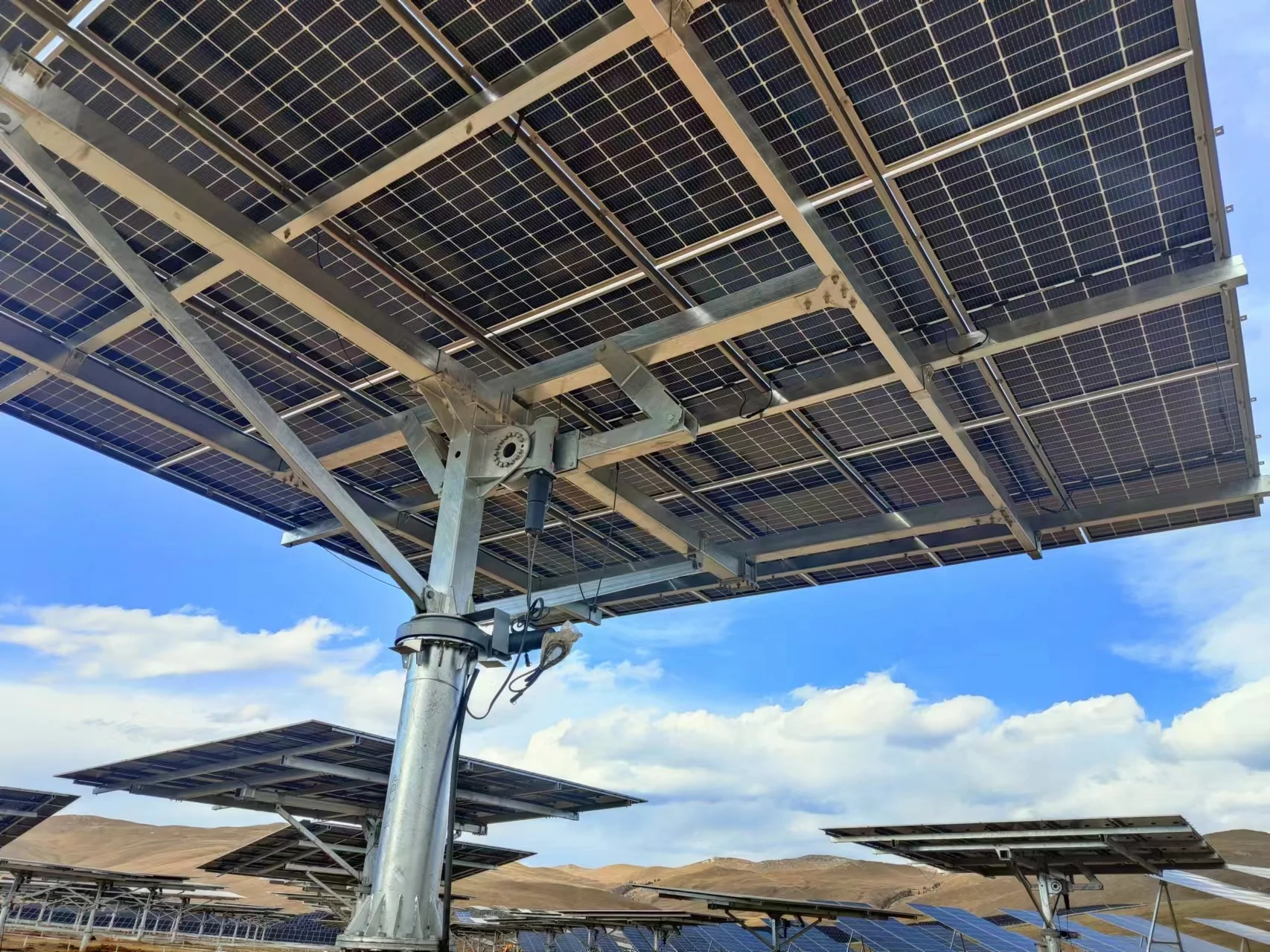 Customization Dual  Axis Solar Tracking System 3KW 5KW 8KW Solar Tracking System Dual Axis