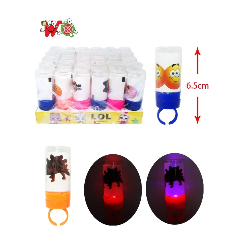 Manufacturers sell hot wholesale ring toys candy Luminous diamond rings popular hard candy toys candy