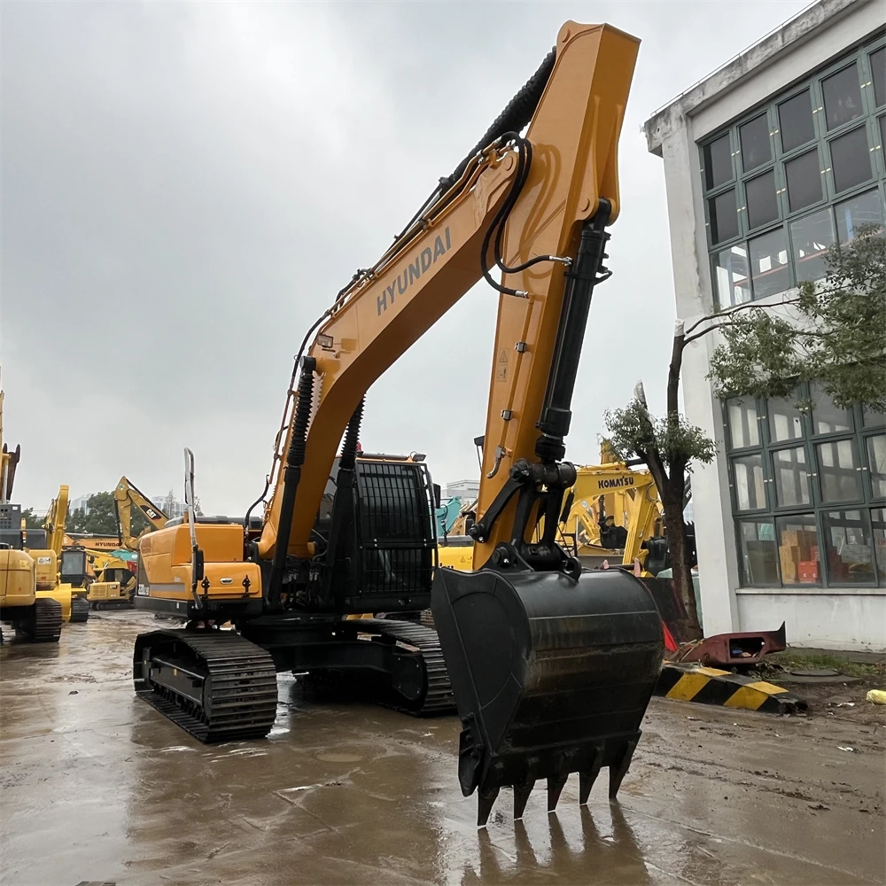 Used South Korea HYUNDAI220 HYUNDAI R220-9S for sale in Shanghai with good quality hyundai210 220 215 Hyundai 220LC-9S