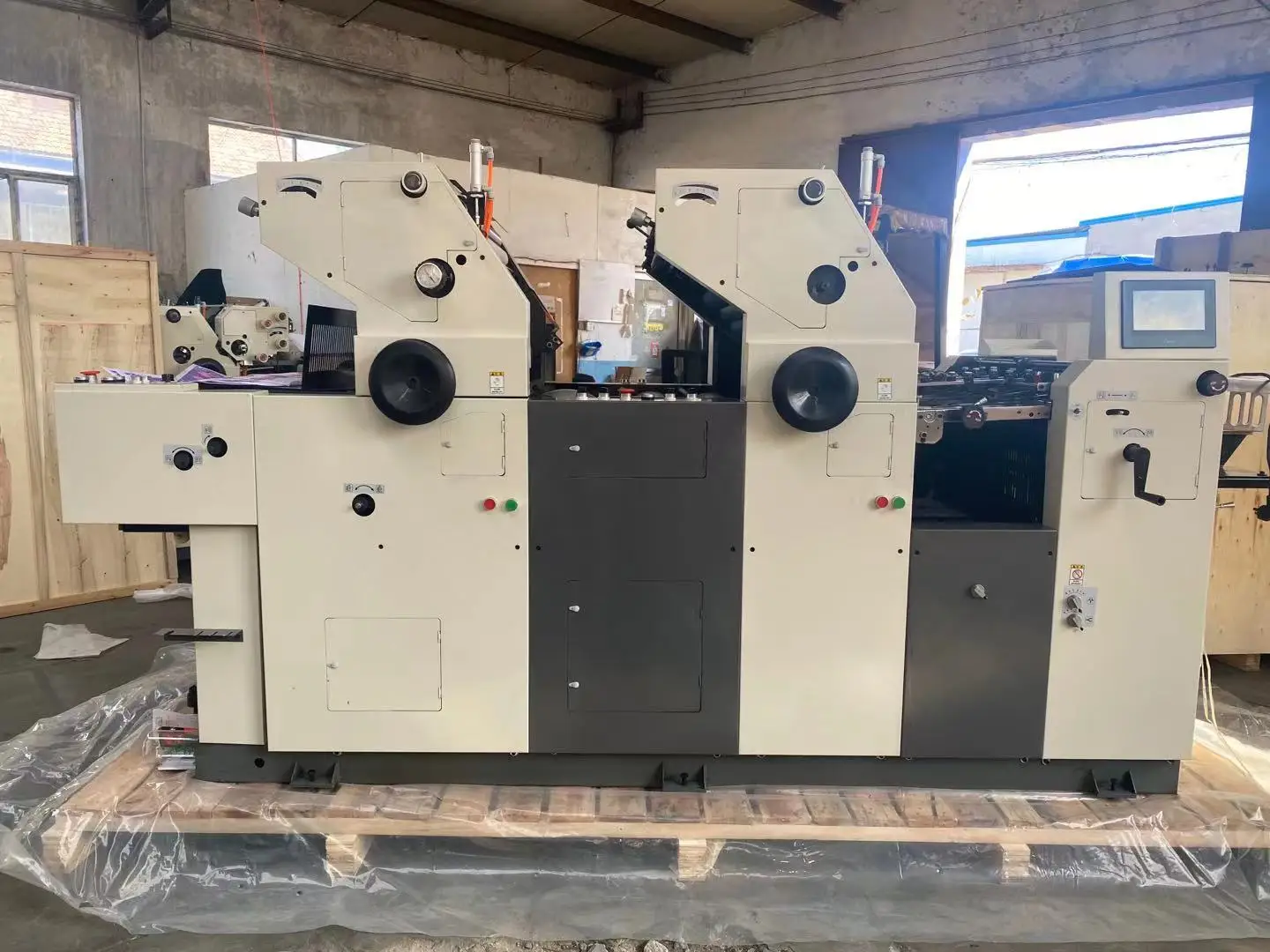 Motor GSM Power Engine Pump Technical offset printer 4 color chinese offset printing machines