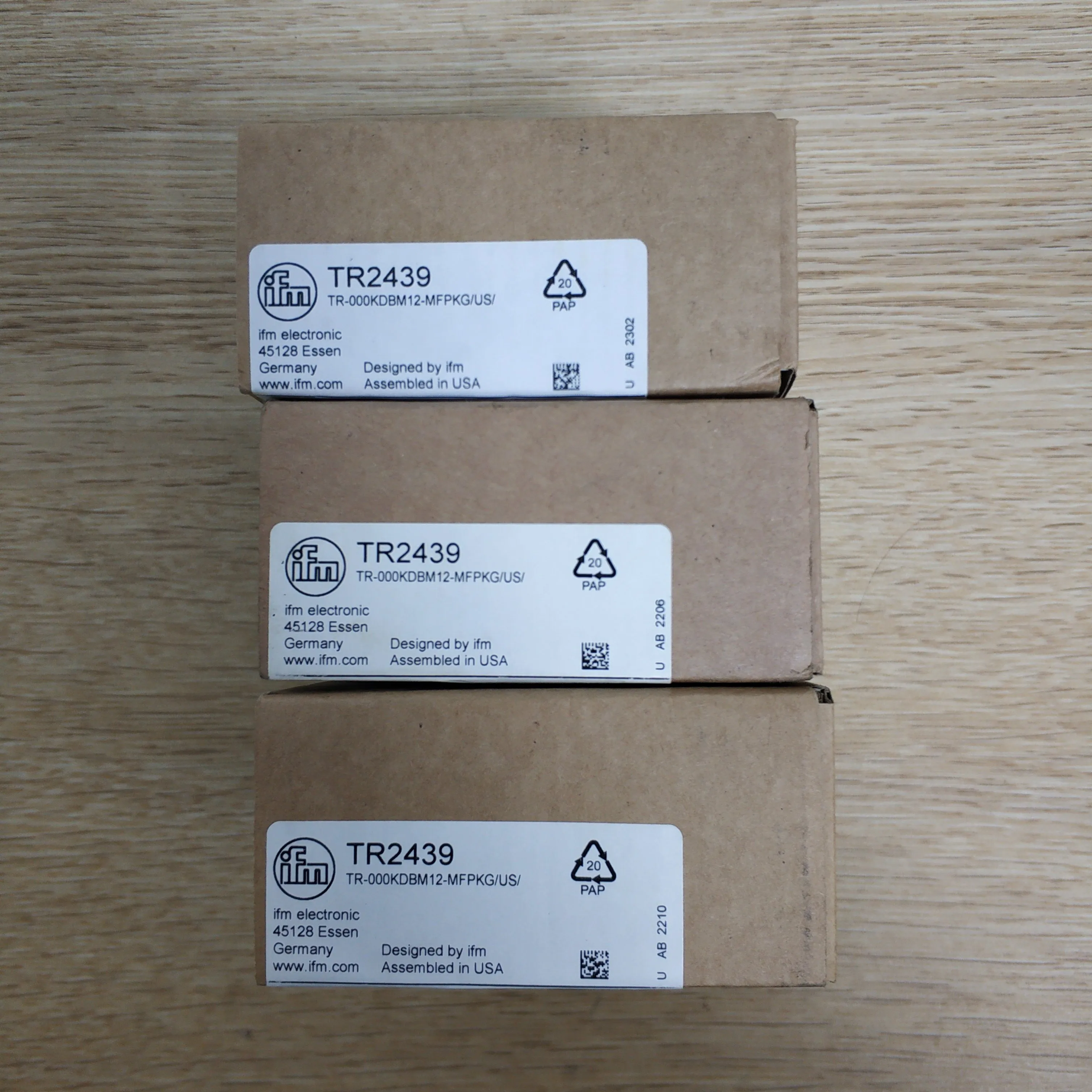 IFM Temperature Sensor TR2439 TR2432 TR7432  TR7439 TR8430