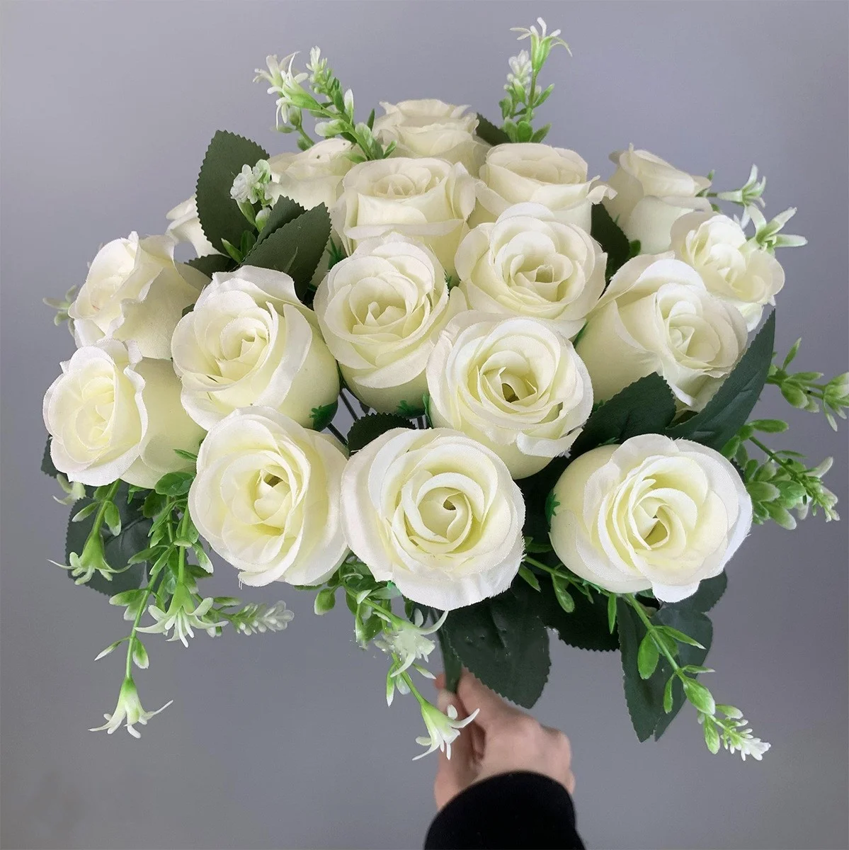 Hot selling 18 heads silk roses wedding floral artificial rose bouquet in bulk for event decor