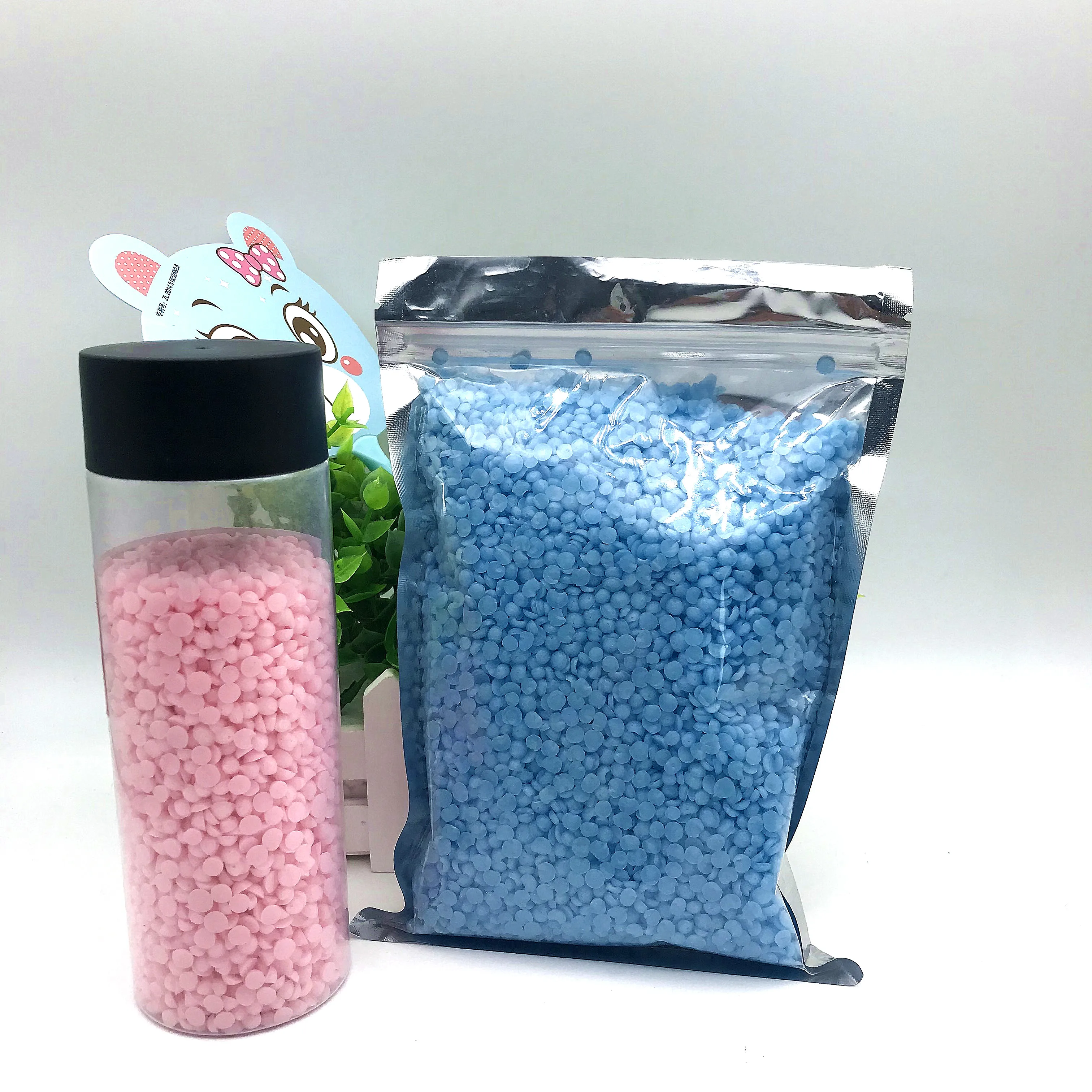 Weak Cationic Softener Flake, pearl, soft feeling and fluffy for towel, woollen sweater, denim Fabric or Jeans