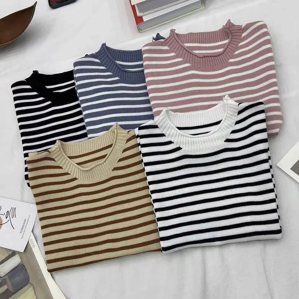 New Arrival Summer Striped Knit T-shirt for Women Short Sleeve Round Neck Thin Knitwear Blouse Girls Casual Tops