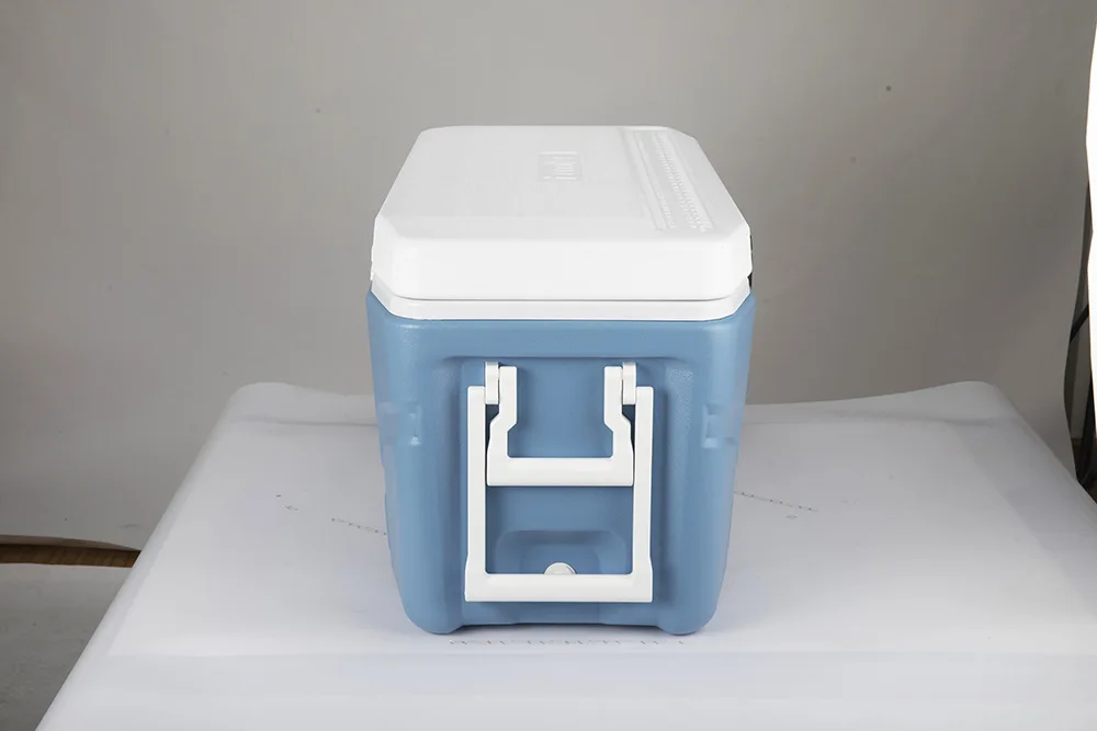 Large capacity outdoor sea fishing incubator with wheel cooler box