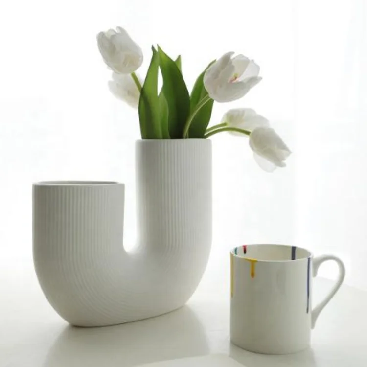 Modern simple style home decoration white matte special-shaped ceramic vase