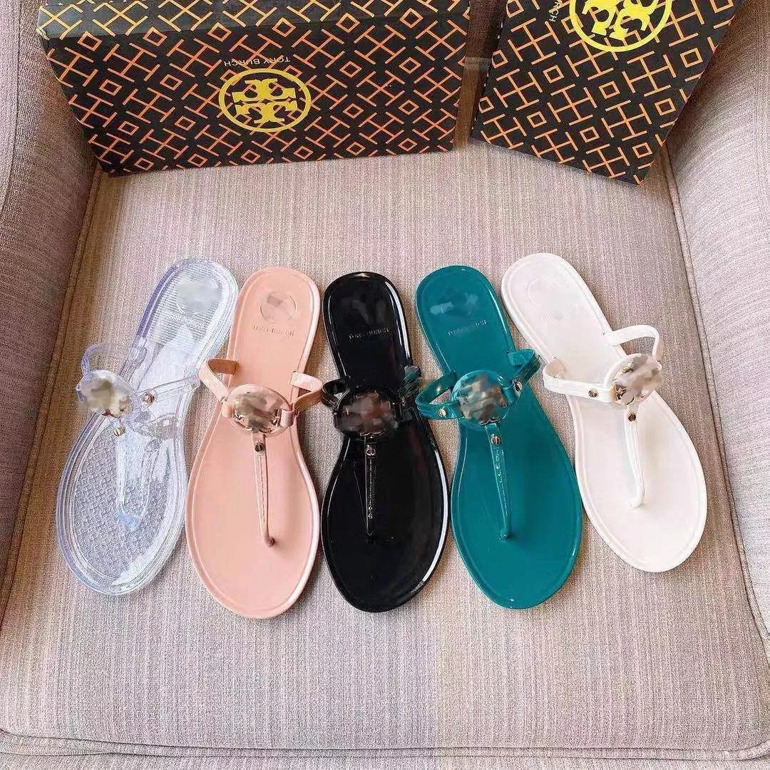 2021New summer flip-flops, flat bottom slippers, high quality beach jelly shoes wholesale
