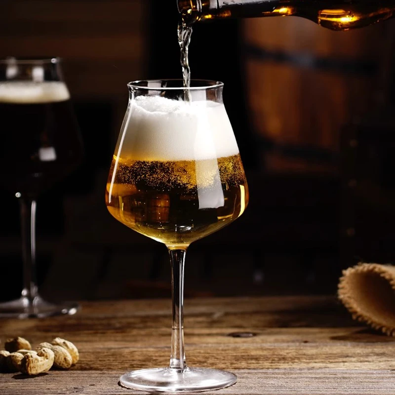 Wholesale High quality glass Blown Beer Glasses Customized Logo Beer glass high-foot beer glasses