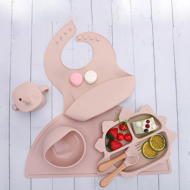 Wholesales BPA Free Cute Dinosaur Shaped Safe Baby Toddler Silicone Divided Feeding Plate for Fruit Food