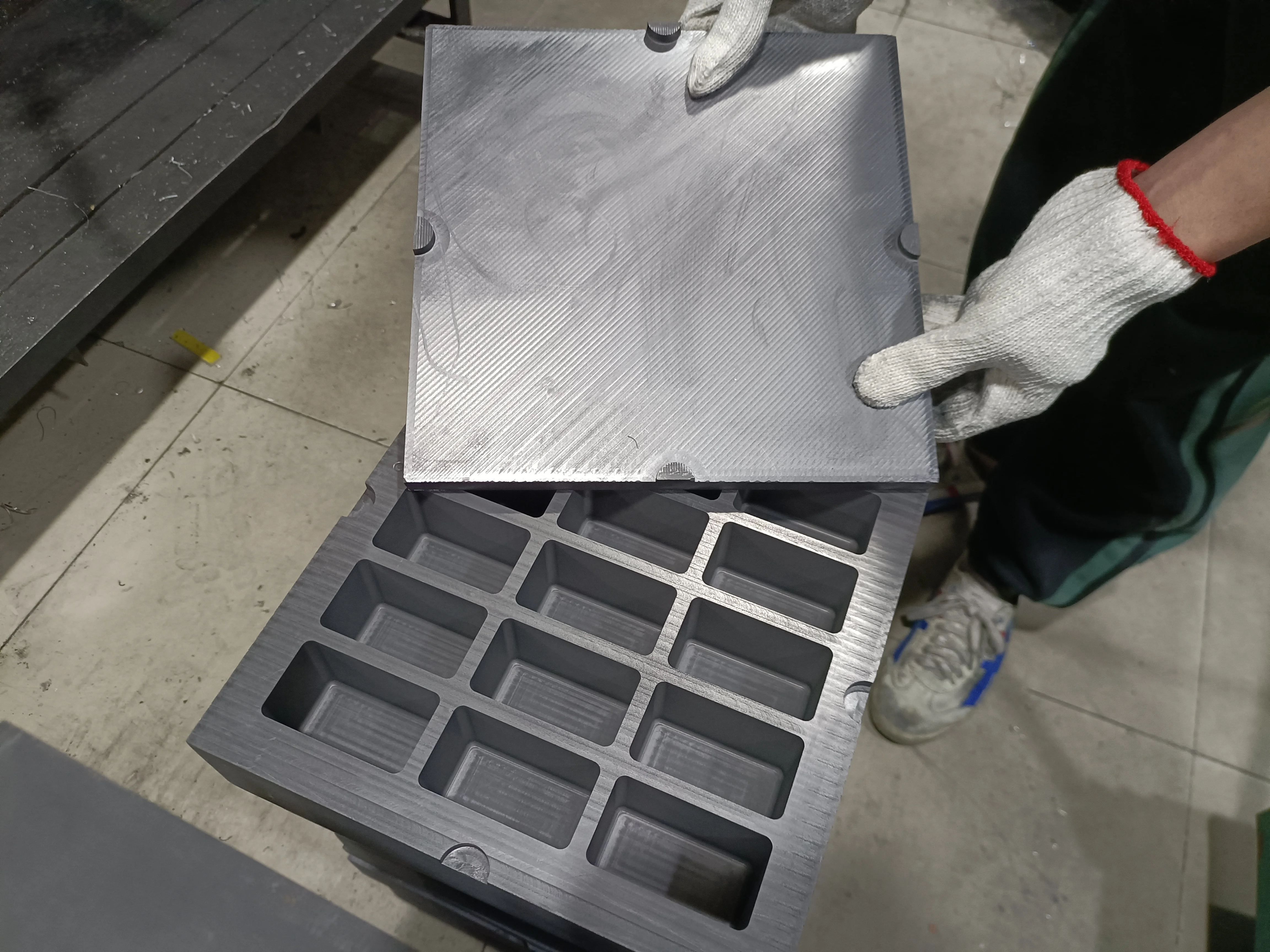 1kg 2kg 4kg Gold Silver Bullion Vacuum Casting Machine For Laboratory And Factory