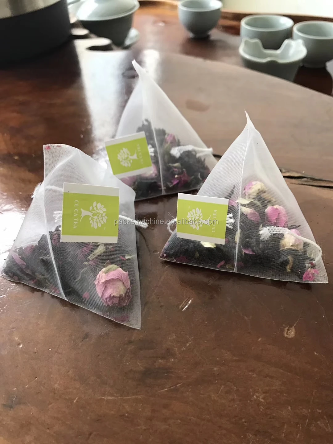 Новый продукт, упаковочная машина для пирамидальных чайных пакетиков, экологически чистые биоразлагаемые чайные пакетики треугольной формы