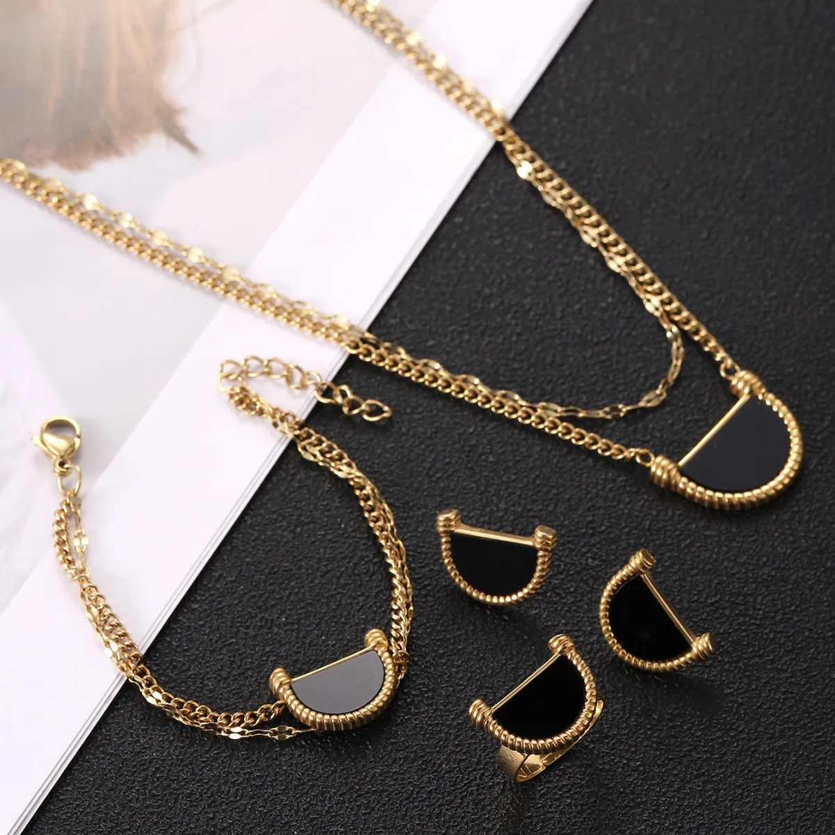 Fashion original design ring bracelet niche retro high sense natural white fritillary earring necklace