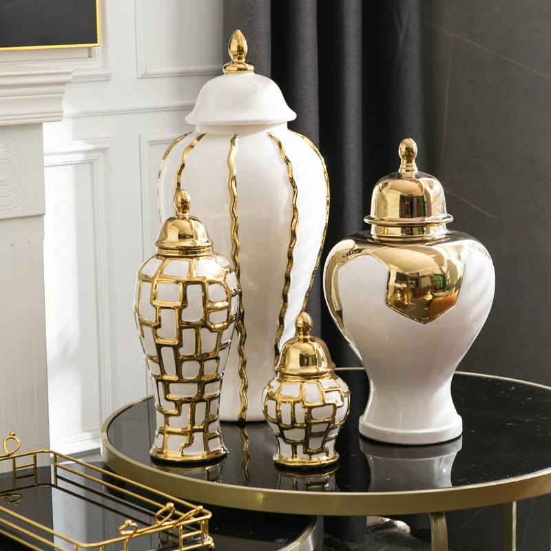 Wholesale electroplating gold and white ceramic decorative tabletop luxury flower vase hotel home ginger jar decor vases