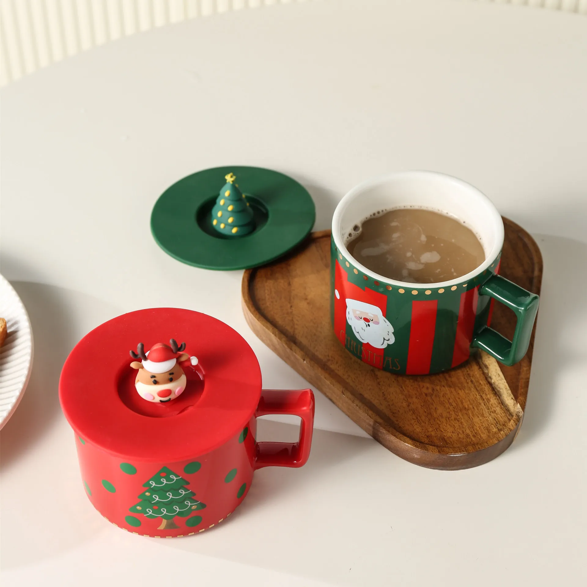 Factory Wholesale Christmas Gifts Ceramic Cup with Lid with Spoon Cute Cartoon Mark Milk Cup 400ml