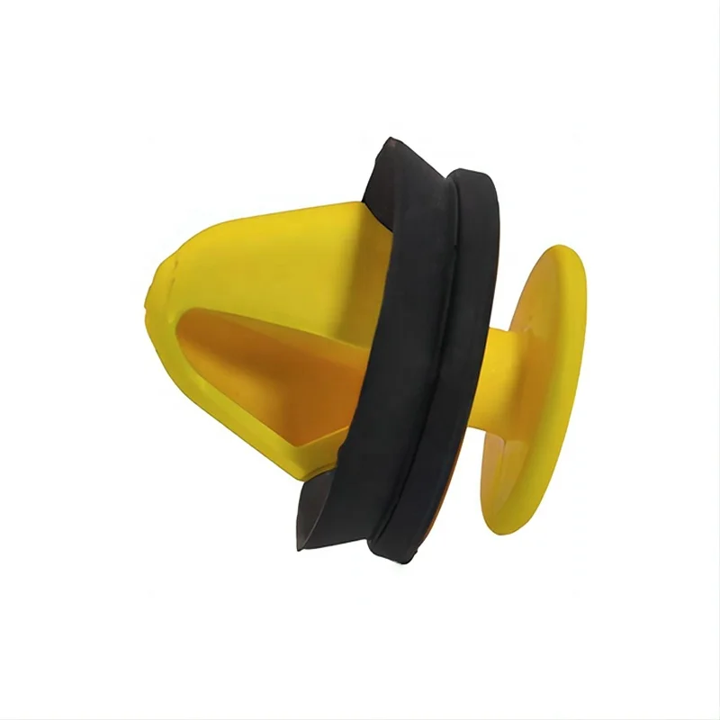 Suitable for Ford tailgate spoiler nylon clip side skirt door guardcar clip   multiple models suitable for fastening clips