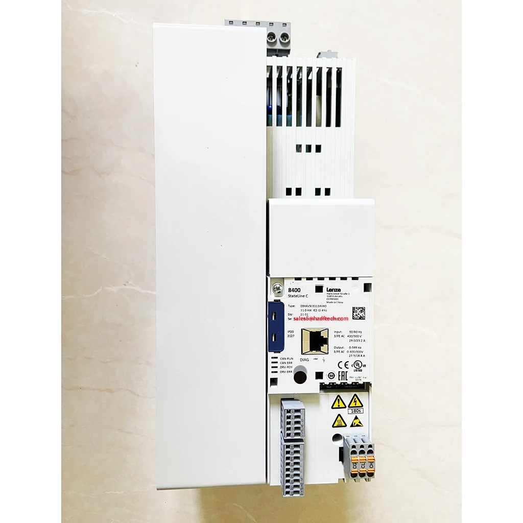 New Original Lenze Inverter Drives 8400 HighLine 3.0 kw  E84AVSCE3024VBS in stock