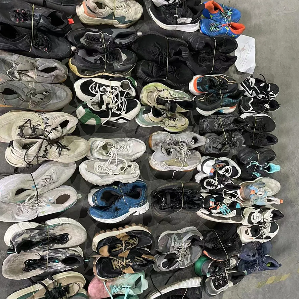 Vietnam Original Used Basketball Sports Shoes Manufacturers Second Hand Men Mix Stock Shoes In China