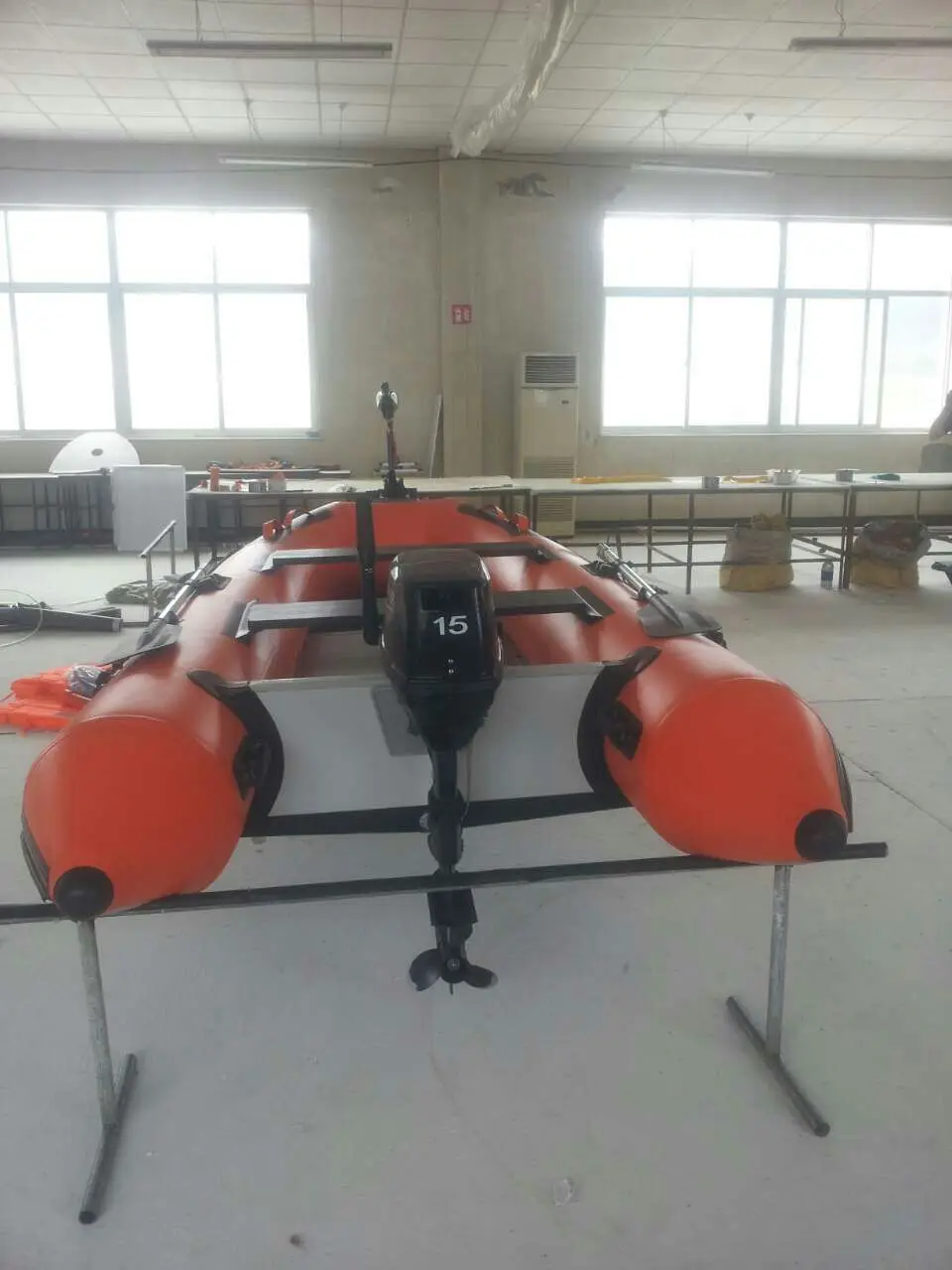 inflatable boat with aluminum floor 0.9mm PVC air tube fishing rubber boat for sale