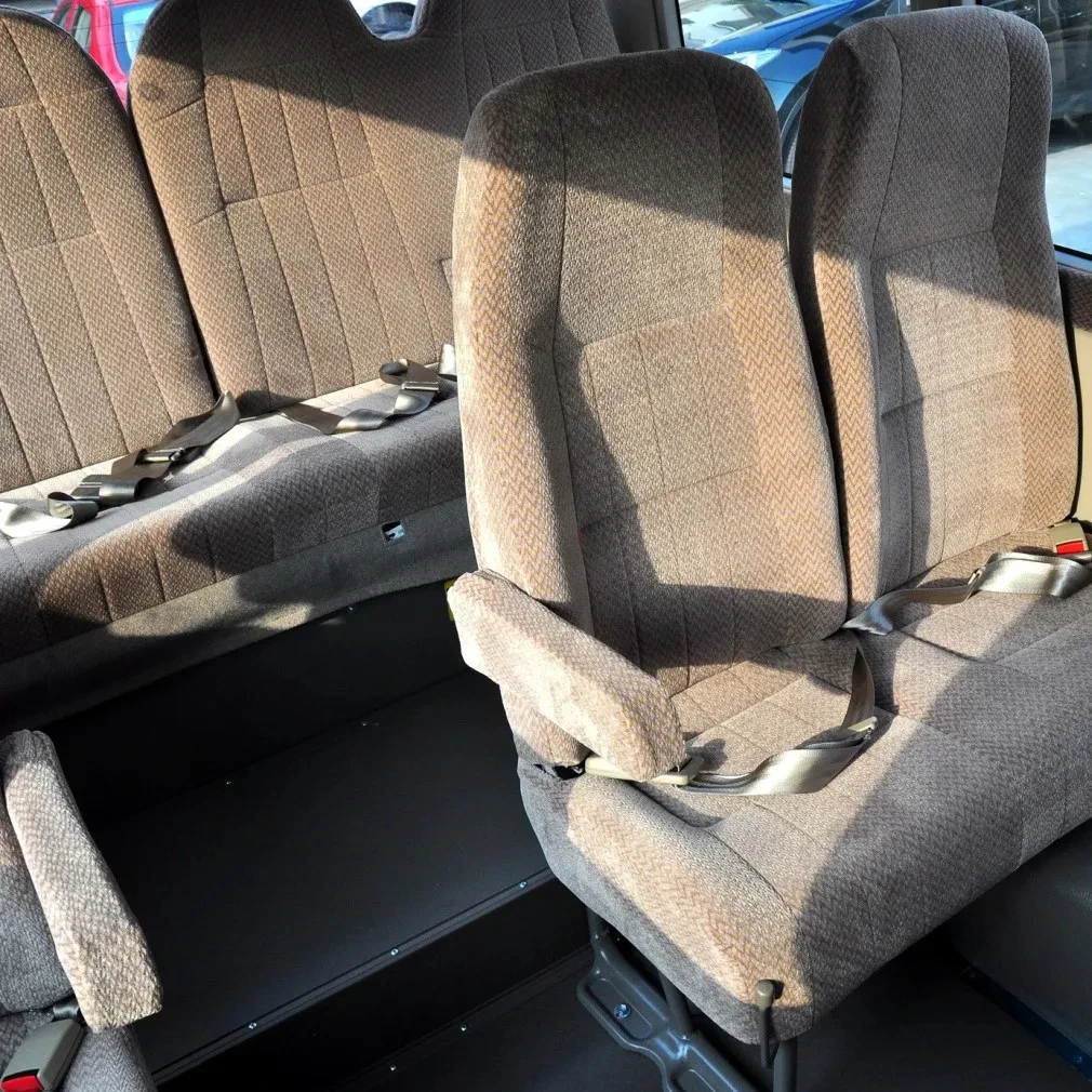 Cheap Prix Used Toyota Hiace Mini Bus 2018 Fine Condition Toyota Hiace Diesel En Occasion Buses for Sale