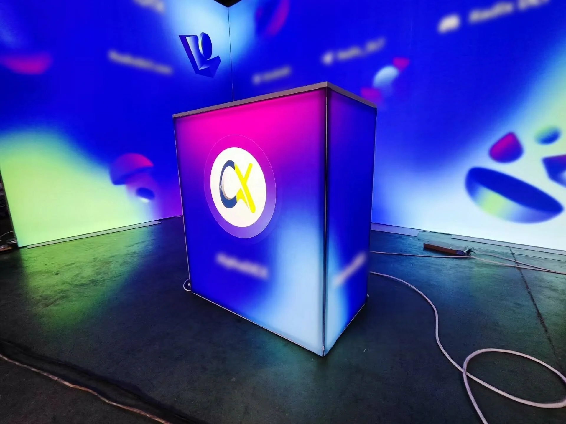 Creative Worker-Friendly Aluminium Hybrid  Exhibition Booth Design for 2024 Las Vegas show